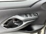 Toyota Yaris 1.5 Hybrid 115 Dynamic | Parkeersensoren V+A | Camera | Adaptive cruise control | Dodehoek assistent |