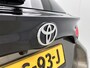 Toyota Yaris 1.5 Hybrid 115 Dynamic | Parkeersensoren V+A | Camera | Adaptive cruise control | Dodehoek assistent |