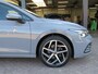 Volkswagen Golf 1.0 eTSI LIFE DSG-aut. / Pano dak / 18 Inch / Memory / BOVAG garantie