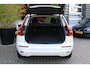 Volvo XC60 2.0 T6 Plug-in hybrid AWD Essential Edition Bright | Panoramadak | Camera | Stuur/stoelverwarming | CarPlay