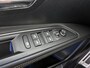 Peugeot 3008 1.6 HYbrid GT 225pk Automaat | Climate Control | Airco | Navigatie | Adaptieve Cruise Control | Camera Voor en Achter | Elektrische Achterklep | Elektrisch Bedienbare Voorstoelen met Memory | Apple Carplay/Android Auto |