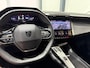 Peugeot 408 1.6 HYbrid Allure 180 EAT8 / Navigatie full map / Camera / Lederen interieur / Cruise control / Climate control / etc.