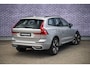 Volvo XC60 2.0 T6 Plug-in hybrid AWD Ultra Dark | Trekhaak | 360 Camera | Panoramadak | Adaptieve Cruise Control | Dode Hoek Detectie |