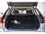 Volvo XC60 2.0 T6 Plug-in hybrid AWD Ultra Dark | Trekhaak | 360 Camera | Panoramadak | Adaptieve Cruise Control | Dode Hoek Detectie |