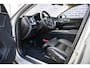 Volvo XC60 2.0 T6 Plug-in hybrid AWD Ultra Dark | Trekhaak | 360 Camera | Panoramadak | Adaptieve Cruise Control | Dode Hoek Detectie |