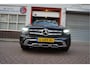 Mercedes-Benz GLC 200 Business Solution Limited | Origineel NL | Panoramadak | Trekhaak | Adaptive + Lane Departure | 360 camera | Apple Carplay | Geperforreerd lederen interieur | AMG sportvelgen