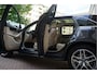 Mercedes-Benz GLC 200 Business Solution Limited | Origineel NL | Panoramadak | Trekhaak | Adaptive + Lane Departure | 360 camera | Apple Carplay | Geperforreerd lederen interieur | AMG sportvelgen