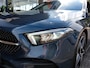 Mercedes-Benz A-klasse 180 136pk Business Solution AMG | 1ste Eigenaar | Navi | Clima | Cruise | Led Koplampen | Sfeerverlichting | Rijstrook+Licht+Regensensor | Pdc V+A+Assist+Camera | Privacy Glass | 18''lm