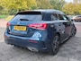 Mercedes-Benz A-klasse 180 136pk Business Solution AMG | 1ste Eigenaar | Navi | Clima | Cruise | Led Koplampen | Sfeerverlichting | Rijstrook+Licht+Regensensor | Pdc V+A+Assist+Camera | Privacy Glass | 18''lm
