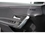 Mercedes-Benz A-klasse 200 Automaat Progressive Navigatie Camera Climate Control Cruise Control Lane Assist Keyless Go Verkeersbord Herkenning 17 Inch Lichtmetaal
