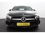 Mercedes-Benz A-klasse 200 Automaat Progressive Navigatie Camera Climate Control Cruise Control Lane Assist Keyless Go Verkeersbord Herkenning 17 Inch Lichtmetaal