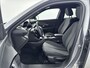 Peugeot 2008 SUV 1.2 136 pk Automaat Hybrid Allure | Nieuw | Navigatie | Camera | Stoelverwarming | Adaptieve Cruise Control