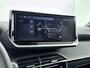 Peugeot 2008 SUV 1.2 136 pk Automaat Hybrid Allure | Nieuw | Navigatie | Camera | Stoelverwarming | Adaptieve Cruise Control