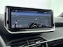 Peugeot 2008 SUV 1.2 136 pk Automaat Hybrid Allure | Nieuw | Navigatie | Camera | Stoelverwarming | Adaptieve Cruise Control