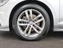 Volkswagen Passat 1.5 TSI R Line | Nappaleder | Stoelverwarming | Trekhaak | LED Plus | Adaptive cruise | Carplay | Virtual Cockpit | Navigatie | Climate control