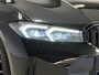 BMW 3-Serie Touring 330e | LCI | Navigatie/Android/Apple Carplay | Facelift Model | Elektrisch Glazen Panoramadak | Adaptive Cruise Control | Voorstoelen Verwarmd | Head-Up Display | LMV 19'' |