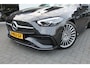 Mercedes-Benz C-klasse 180 AMG Line / NL auto/ Trekhaak af-fabriek/ Panorama/ Burmester / 19 inch