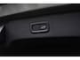Lynk & Co 01 1.5 More | Glazen Schuifdak | 360 Camera | 20" Inch velgen | Stoel & Stuurverwarming | Getint Glas | Dodehoeksensoren | Elektrische Stoel met geheugen | Sfeerverlichting |