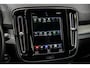 Volvo XC40 1.5 T2 R-Design | Adaptieve Cruise Control | Dode Hoek Detectie | Parkeer Camera | Parkeersensoren Voor en Achter |