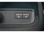 Volvo V60 2.0 T6 Plug-in hybrid AWD Plus Dark | Trekhaak | Panoramadak | 360 camera | Adaptive cruise control | Harman Kardon audio | Stoel- en stuurwielverwarming | Getint glas | Actieve LED koplampen |