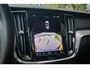 Volvo V60 2.0 T6 Plug-in hybrid AWD Plus Dark | Trekhaak | Panoramadak | 360 camera | Adaptive cruise control | Harman Kardon audio | Stoel- en stuurwielverwarming | Getint glas | Actieve LED koplampen |