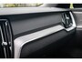 Volvo V60 2.0 T6 Plug-in hybrid AWD Plus Dark | Trekhaak | Panoramadak | 360 camera | Adaptive cruise control | Harman Kardon audio | Stoel- en stuurwielverwarming | Getint glas | Actieve LED koplampen |