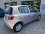 Toyota Yaris 1.0-16V VVT-i Terra 5Deurs Nieuwe apk