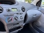 Toyota Yaris 1.0-16V VVT-i Terra 5Deurs Nieuwe apk