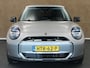MINI Cooper E Essential 40.7 kWh - SOH 99,9% ! - ORIGINEEL NEDERLANDSE AUTO - 3-FASE - NAVIGATIE - PARKEERSENSOREN VOOR/ ACHTER - 17 INCH LICHT METALEN VELGEN - ARMSTEUN VOOR - CAMERA - NIEUW MODEL- GEWELDIGE RIJEIGENSCHAPPEN