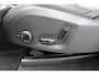 Volvo XC90 2.0 T8 Recharge AWD Ultra Dark | Incl. 12 maanden Garantie | Panorama dak | Massage stoelen | Stoel & Stuur verwarming | Stoelventilatie | Elektrisch verstelbare stoelen met memory | Stoelverwarming achter | 360* Camera | Elektrische kofferklep | Bower & Wilkins Audiosysteem | Head-Up display | Alcantara hemelbekleding | Keyless entry/start | Standkachel | Apple CarPlay/Android Auto | 22 Inch LMV |