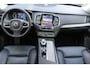 Volvo XC90 2.0 T8 Recharge AWD Ultra Dark | Incl. 12 maanden Garantie | Panorama dak | Massage stoelen | Stoel & Stuur verwarming | Stoelventilatie | Elektrisch verstelbare stoelen met memory | Stoelverwarming achter | 360* Camera | Elektrische kofferklep | Bower & Wilkins Audiosysteem | Head-Up display | Alcantara hemelbekleding | Keyless entry/start | Standkachel | Apple CarPlay/Android Auto | 22 Inch LMV |