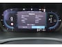 Volvo XC90 2.0 T8 Recharge AWD Ultra Dark | Incl. 12 maanden Garantie | Panorama dak | Massage stoelen | Stoel & Stuur verwarming | Stoelventilatie | Elektrisch verstelbare stoelen met memory | Stoelverwarming achter | 360* Camera | Elektrische kofferklep | Bower & Wilkins Audiosysteem | Head-Up display | Alcantara hemelbekleding | Keyless entry/start | Standkachel | Apple CarPlay/Android Auto | 22 Inch LMV |
