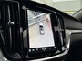 Volvo V60 2.0 T6 Plug-in hybrid AWD Ultra Dark | Trekhaak | Panoramadak | 360 camera | gelamineerde zijruiten | 19" velgen | Stoel- en stuurwielverwarming | Getint glas | Navigatie |