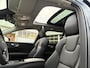 Volvo V60 2.0 T6 Plug-in hybrid AWD Ultra Dark | Trekhaak | Panoramadak | 360 camera | gelamineerde zijruiten | 19" velgen | Stoel- en stuurwielverwarming | Getint glas | Navigatie |