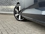 Volvo V60 2.0 T6 Plug-in hybrid AWD Ultra Dark | Trekhaak | Panoramadak | 360 camera | gelamineerde zijruiten | 19" velgen | Stoel- en stuurwielverwarming | Getint glas | Navigatie |