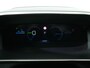 Peugeot e-2008 EV GT 54 kWh | Leer/Alcantara | El. verstelbare stoel | Navi .