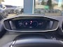 Peugeot 208 1.2 Hybrid 110 e-DCS6 GT Automaat | Adaptieve cruise control | Camera voor + achter | Keyless entry | 17" inch LM velgen | Dodehoekdetectie | Grootlichtassistent | Sportstoelen
