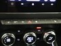 Renault Clio 1.0 TCe 90PK GPF Esprit Alpine | Navigatie | Draadloze Carplay | Climate Control | Stoel & Stuurverwarming | Adaptive Cruise Control | Parkeersensoren & Camera | All Season Banden | Privacy Glass |