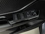 Toyota C-HR 2.0 Hybrid Executive | Stoelverwarming | Bi-Tone | LM velgen | LED | Adaptive cruise |