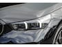 BMW 5-Serie Touring 550E 490Pk Aut. | Plug in Hybride | X-Drive | Shadowline | M-Sport | 'M' Sportstoelen | Head Up Display | Panoramadak | Trekhaak | 21''