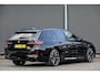 BMW 5-Serie Touring 550E 490Pk Aut. | Plug in Hybride | X-Drive | Shadowline | M-Sport | 'M' Sportstoelen | Head Up Display | Panoramadak | Trekhaak | 21''