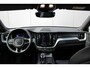 Volvo XC60 T6 Plug-in hybrid AWD Plus Dark | Trekhaak | Harman Kardon | Full LED