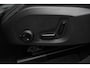 Volvo XC60 T8 Plug-in hybrid AWD Ultimate Dark | 2250 kg Trekgewicht| MY2026 nieuw model | Pano. dak | Stoelmassage | Donker Glas | 21 inch LM | Gelamineerde ramen |