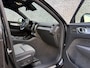 Volvo XC40 2.0 B3 Plus Black Edition | Panoramadak | Pixel LED koplampen | 20" velgen | 360 camera | Adaptive cruise control | Getint glas | Dode hoek detectie BLIS |