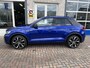 Volkswagen T-Roc 1.5 TSI 2X R-Line / AUTOMAAT/ BLACK STYLE/ KEYLESS/ ALCANTARA/ 19" LMV/ DIGITAL DASH/ MATRIX/ ADAPT. CRUISE/ PARK. SENSOREN + CAMERA/ CLIMA/ APP-CONNECT/ NAVI/ RIJ-MODI/ SPRAAKBEDIENING