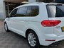 Volkswagen Touran 1.4 TSI 150pk DSG Highline Business R-Line 7-Persoons | Navi | Clima | Adap.Cruise | Led Koplampen | Pdc V+A+Camera | Licht+Regensensor | Privacy Glass | 17''lm