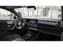 Mercedes-Benz CLA 180 Coupé Business Solution AMG | AMG Line Plus | Nightpakket | Panoramaschuifdak | Head-up display | Sfeerverlichting | 19" lichtmetalen velgen |