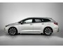 Toyota Corolla Touring Sports 2.0 Hybrid Executive Limited | Elek. achterklep | Stoelverwarming | Camera | 18'' LM velgen | SL 134