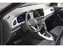 Volkswagen T-Roc 1.5 TSI Life Edition 150pk - ACC - LED - Navi - Stoelverwarming - Blind Spot - Virtual cockpit - Rijklaar