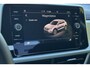 Volkswagen T-Roc 1.5 TSI Life Edition 150pk - ACC - LED - Navi - Stoelverwarming - Blind Spot - Virtual cockpit - Rijklaar